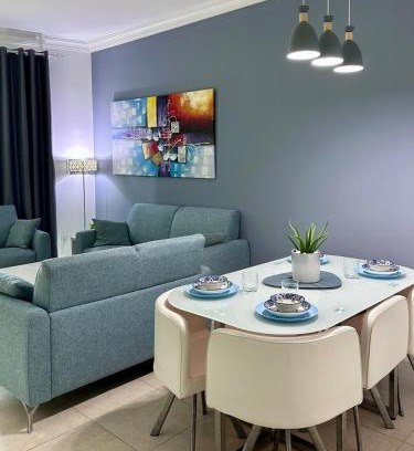 Dubai Marina Apartment | Luxury 2 BR Apartment Marina View