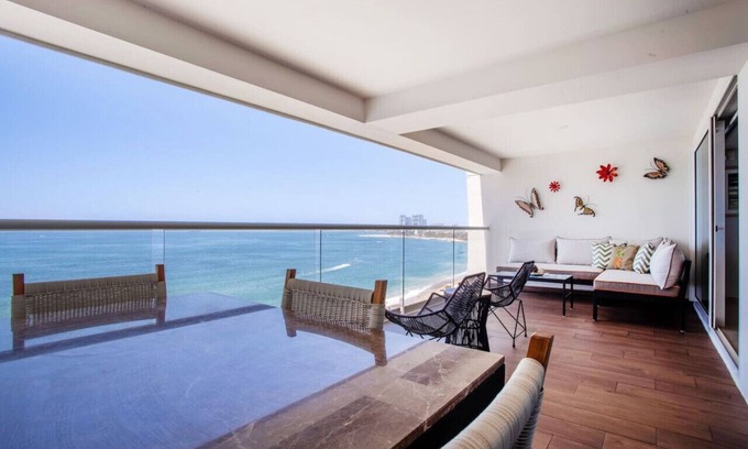 Las Glorias Apartment | Luxury 2BR Beachfront Escape | Stunning Views from Private Balconies