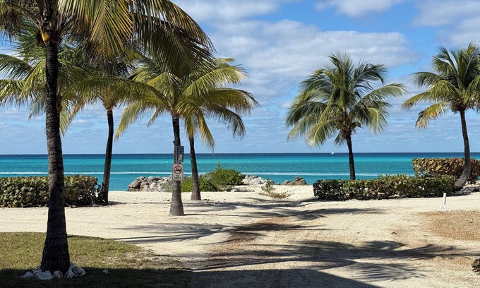 South Bimini Condo | Luxury 3-Bedroom Condo in Bimini with Stunning Views & Modern Amenities