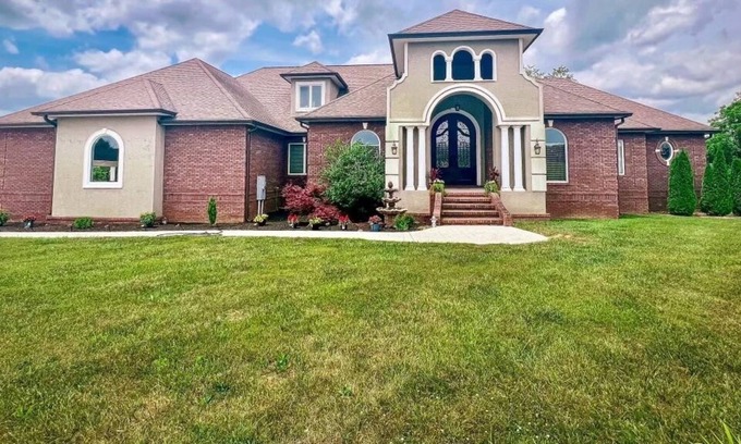 Speedwell House | Luxury 3 bedroom with mountain views