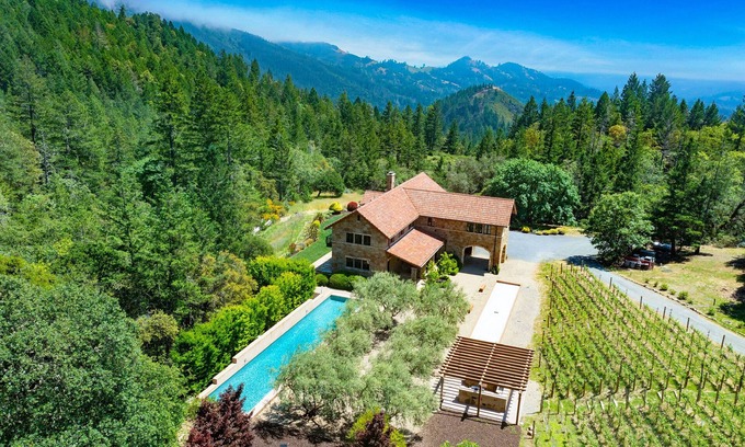 Sonoma County Villa | Luxury 38-Acre Napa Estate with Pool, Vineyard Views & Fire Pit