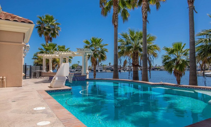 Discovery Bay House | Luxury 4 Bedroom 3.5 Bath Home with Pool and Spa on the Discovery Bay Delta