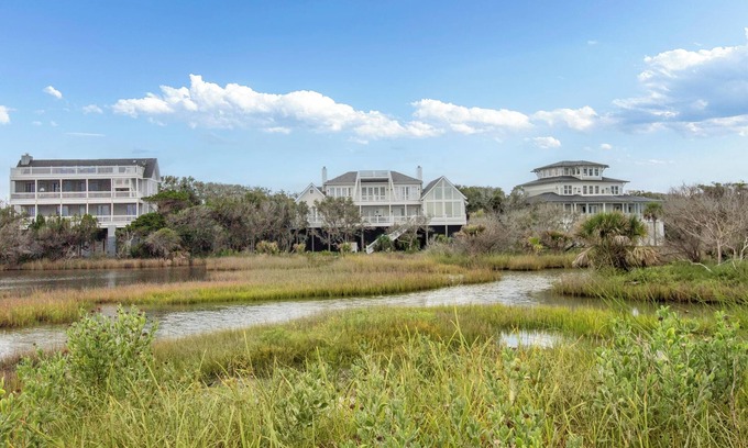 Edisto Island House | Luxury 5BR Oceanview ~ Chiltren By the Sea