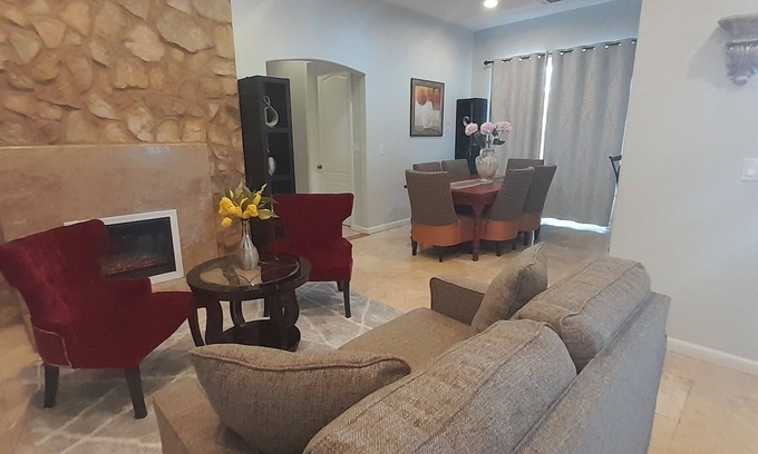 Hermosa Village House | Luxury 6Bd/6Ba Game R Jacuzzi tub Disney Convention C 5Min.nnnnnnnnnnnnnnnnnnn