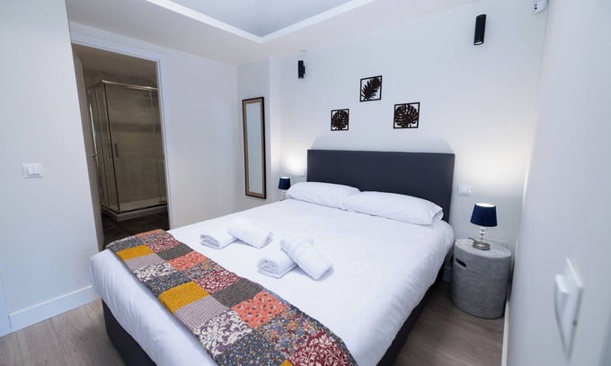 Aravaca Apartment | Luxury amidst nature