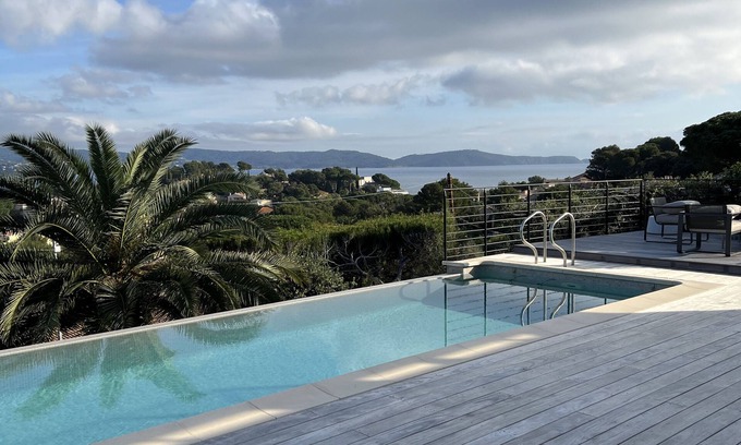 Cavaliere House | Luxury and Modern villa with magnificent sea view & Gulf of Saint Tropez