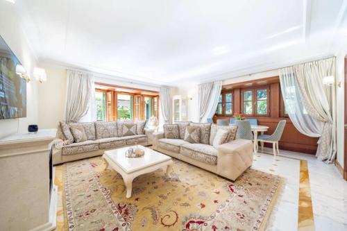Prado - Republique Apartment | Luxury apartment in Cannes