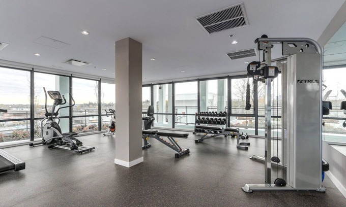 Burnaby Apartment | Luxury Apartment in Prime Brentwood, Burnaby!