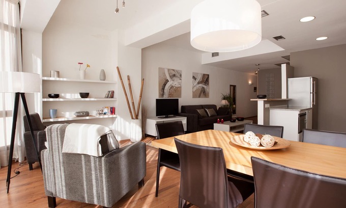 El Camp de l'Arpa del Clot Apartment | Luxury Apartment in the Center of Barcelona