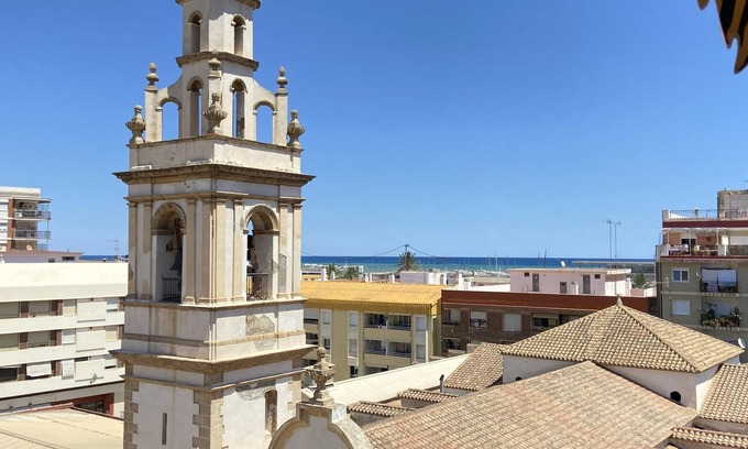 Denia Apartment | Luxury apartment in the center of Denia for 6 people.