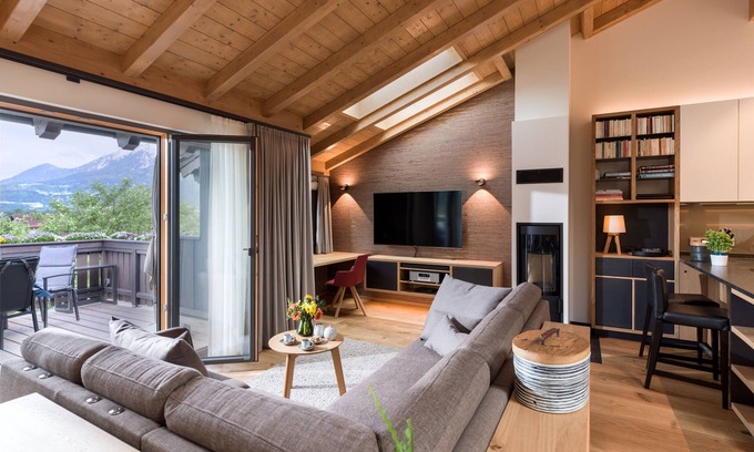 Oberaudorf Apartment | Luxury apartment with sauna and fireplace