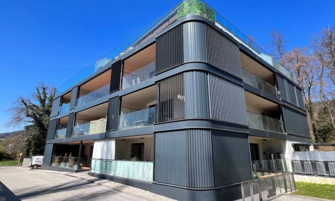 Poertschach am Woerthersee Apartment | Luxury Sunrise by Interhome