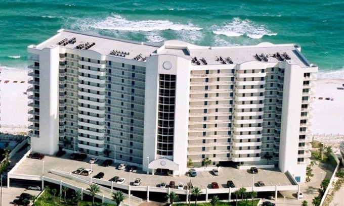 Orange Beach Condo | Luxury Beachfront 4BR/4BA Condo Sleeps 13 with Stunning Views and Large Balcony