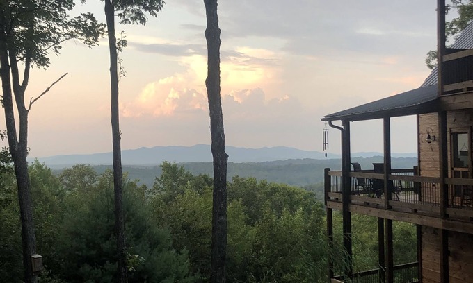 Blue Ridge Cabin | Luxury Blue Ridge cabin with long-range views & Peloton Bike!