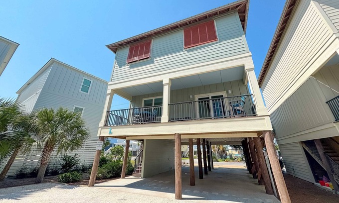 Gulf Shores House | LUXURY COTTAGE IN THE HEART OF GULF SHORES!