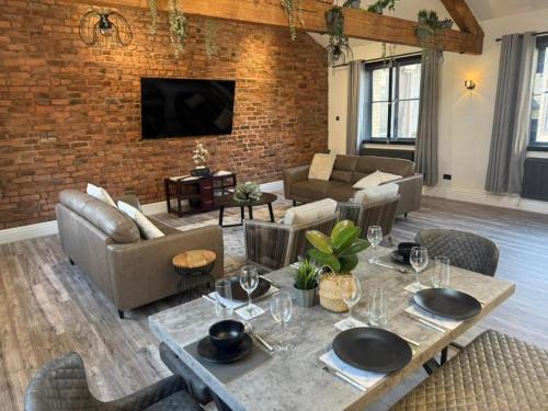 Liverpool City Centre Apartment | Luxury Double Liverpool City Centre Penthouses 8 Guests