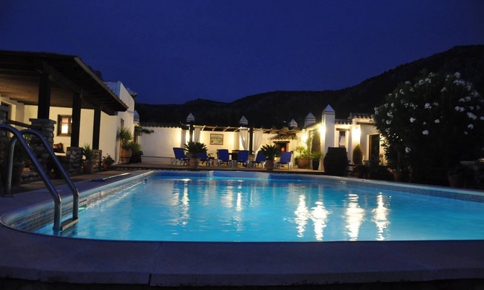 Villanueva del Trabuco Villa | Luxury villa, 2 pools, jacuzzi, wifi, equestrian