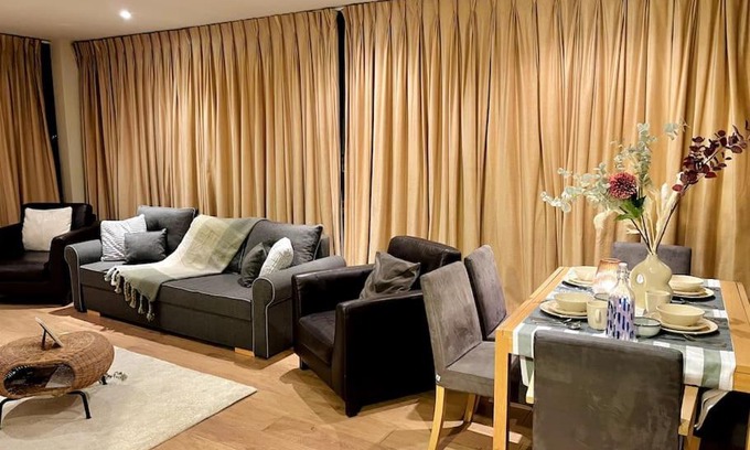 Kilmainham Apartment | Luxury Flat with Great View