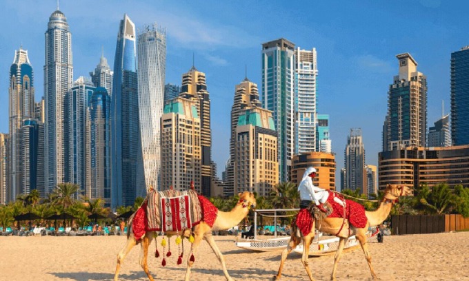 Trade Center Apartment | Luxury Four-Bedroom Apartment Near DIFC