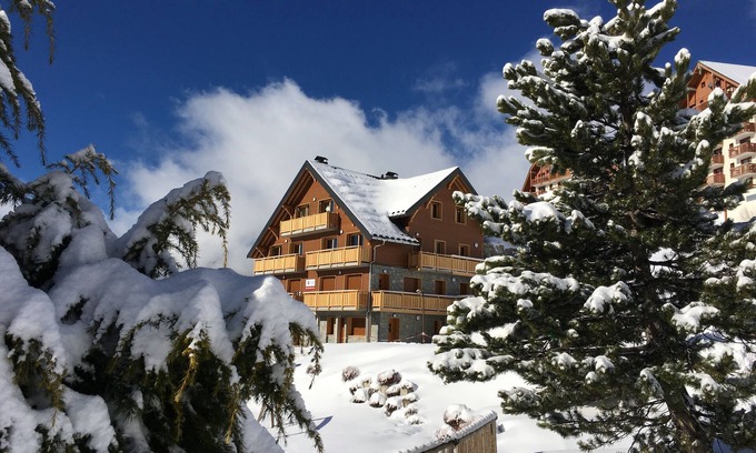 Montgellafrey Apartment | Luxury apartment with panoramic view