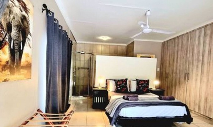 Marloth Park House | Luxury Guesthouse Co @ TreasureHouse
