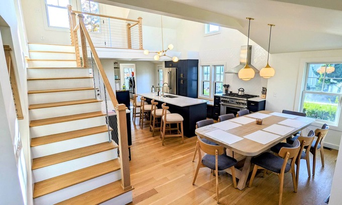 Narragansett Pier House | Luxury Home in the Heart of Narragansett Pier Summer 2024 Wide Open!