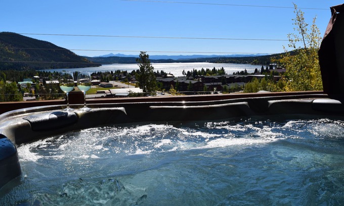 Grand Lake House | Luxury home w/amazing views from all 3 levels + XL Hot tub!