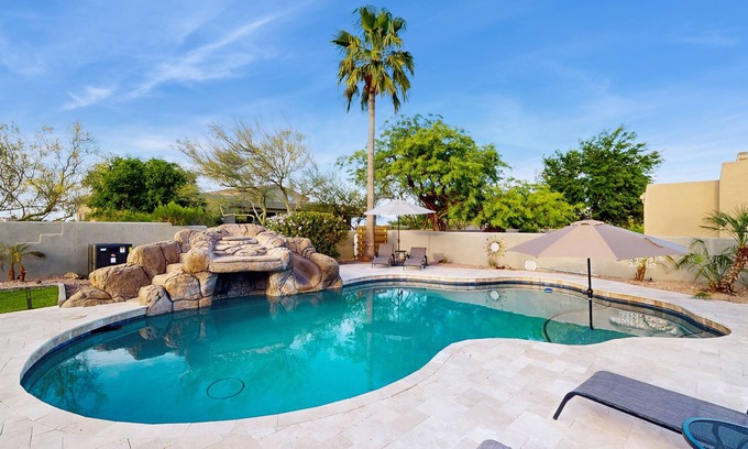 Fountain Hills House | Luxury home w/private pool & optional pool heat, rooftop patio & mountain views