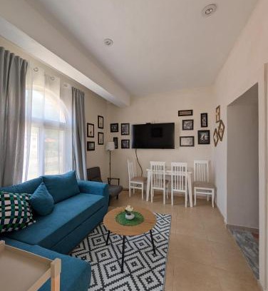 Himare Apartment | Luxury House California 2