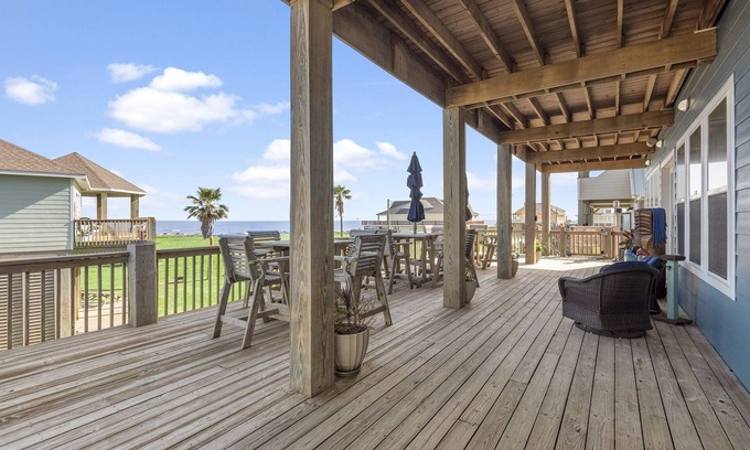 Crystal Beach House | LUXURY IN THE SAND 2024 GET YOUR DATES NOW!