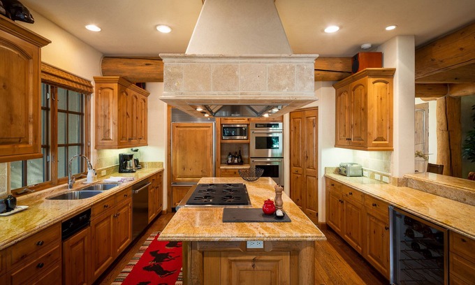 Ketchum House | Luxury Ketchum Home - Walk to River Run Lodge, Walk to Downtown