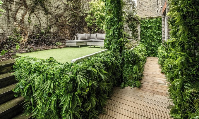 South Kensington Apartment | Luxury Oasis in South Kensington WITH AC