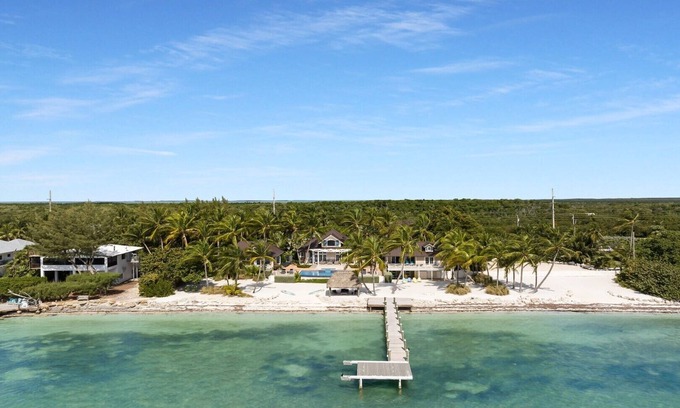 Islamorada House | Luxury Oceanfront Estate in Islamorada - Your Tropical Paradise Awaits!