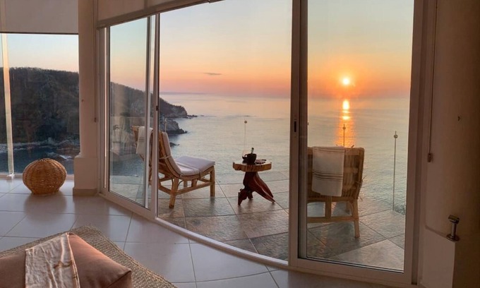 Puerto Angel House | LUXURY OCEANFRONT VILLA LA VITA E' BELLA
