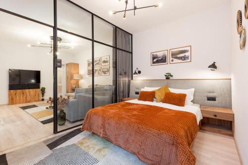 Inner City Budapest Apartment | Luxury Presidential Suite in The Absolute Center