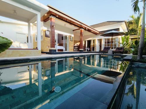 Kaliasem Villa | Luxury Private 2Bed Poolvilla in lovina Twinflower Villa