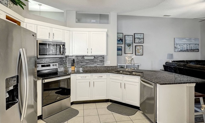 Calabay Parc Villa | Luxury Private Pool Home Near Disney - Game Room, Themed Bedrooms, Close to Golf