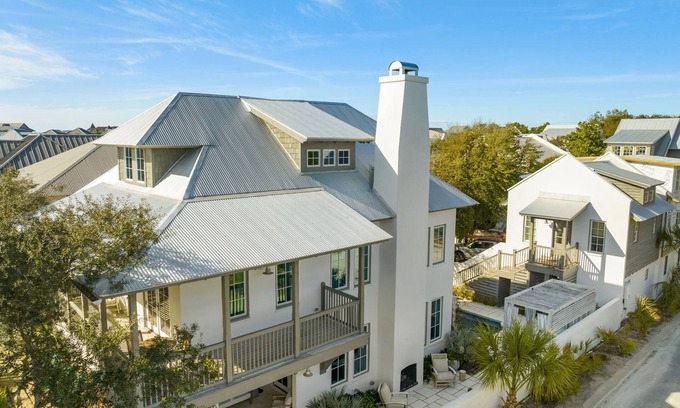 West Panama City Beach House | Luxury retreat with carriage house, private pool, bikes & minutes from the beach