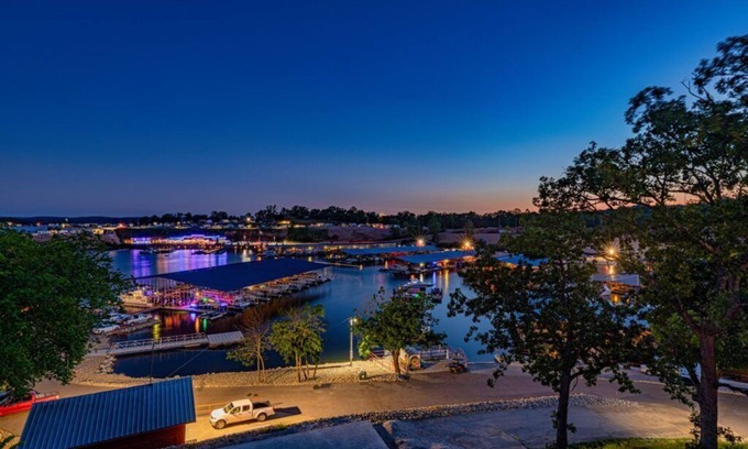 Gravois Mills RV Rental | Luxury RV SITE ONLY at Millstone Marina & RV Resort