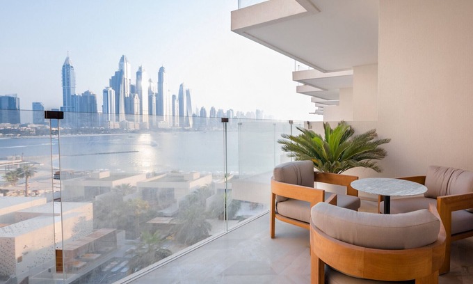 Palm Jumeirah Apartment | Luxury Sea View Apt in FIVE Resort on The Palm