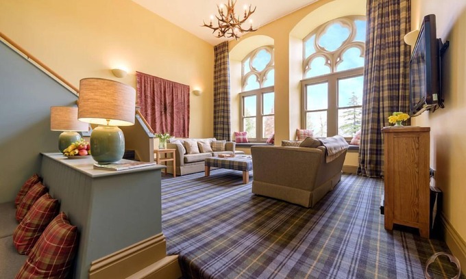 Fort Augustus Apartment | Luxury Self Catering Apartment with Swimming Pool in the Grounds of a Monastery on Loch Ness