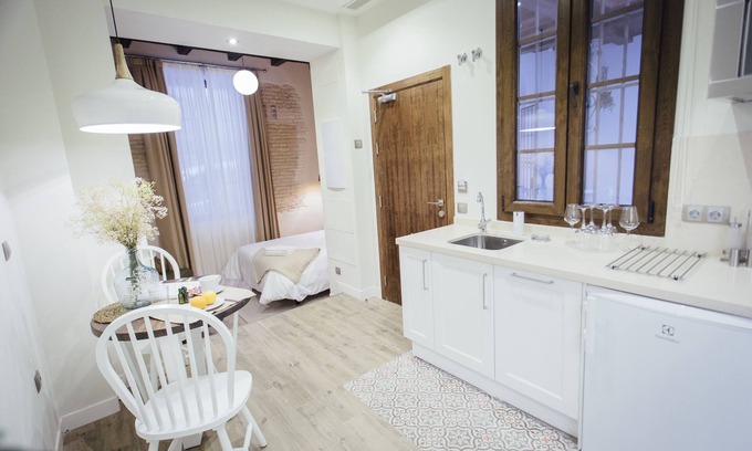 San Bartolome Apartment | Luxury studio in the center of Seville - 2