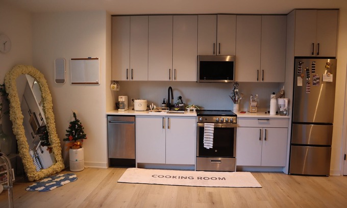 Downtown Jersey City Apartment | Luxury Stylish Jersey City Modern Studio - 10 mins from WTC
