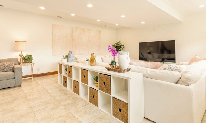 Glen Ellyn House | Luxury Suite in Glen Ellyn, IL USA