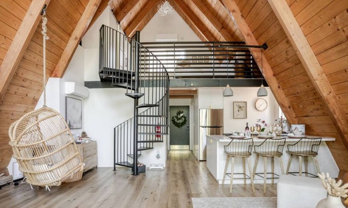 Running Springs Ski Chalet | Luxury summer Scandia A-Frame mountain Chalet +Hot Tub, EV & Pet friendly