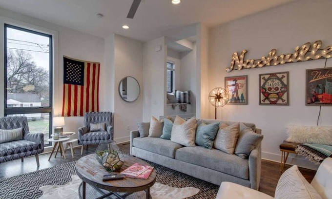 Edgehill House | Luxury Twin Homes in Nashville's Gulch