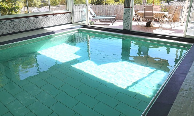 Ginoles Apartment | Luxury two bed apartment with private, heated indoor pool