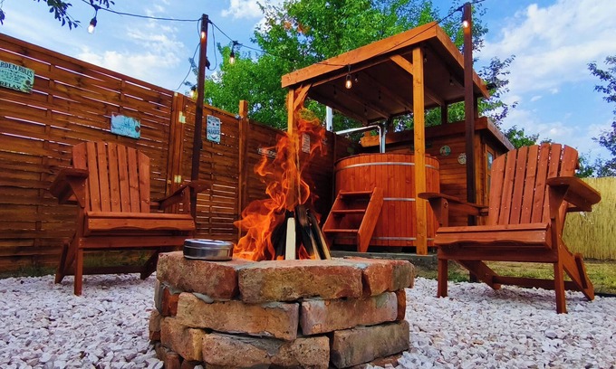 Hajduszoboszlo House | Luxury vacation home with hot tub and garden. Rural location - Pet friendly!