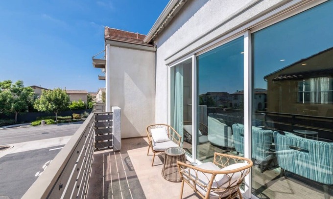 Portola Springs Condo | Luxury Villa in Irvine Great Park 3 Bedrm 2 Bath