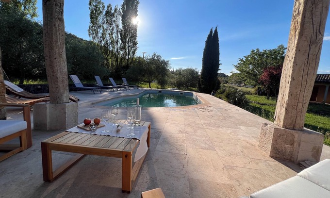 Draguignan Villa | Luxury Villa in Provence - private Pool, Garden, Olives trees- Sleeps 12